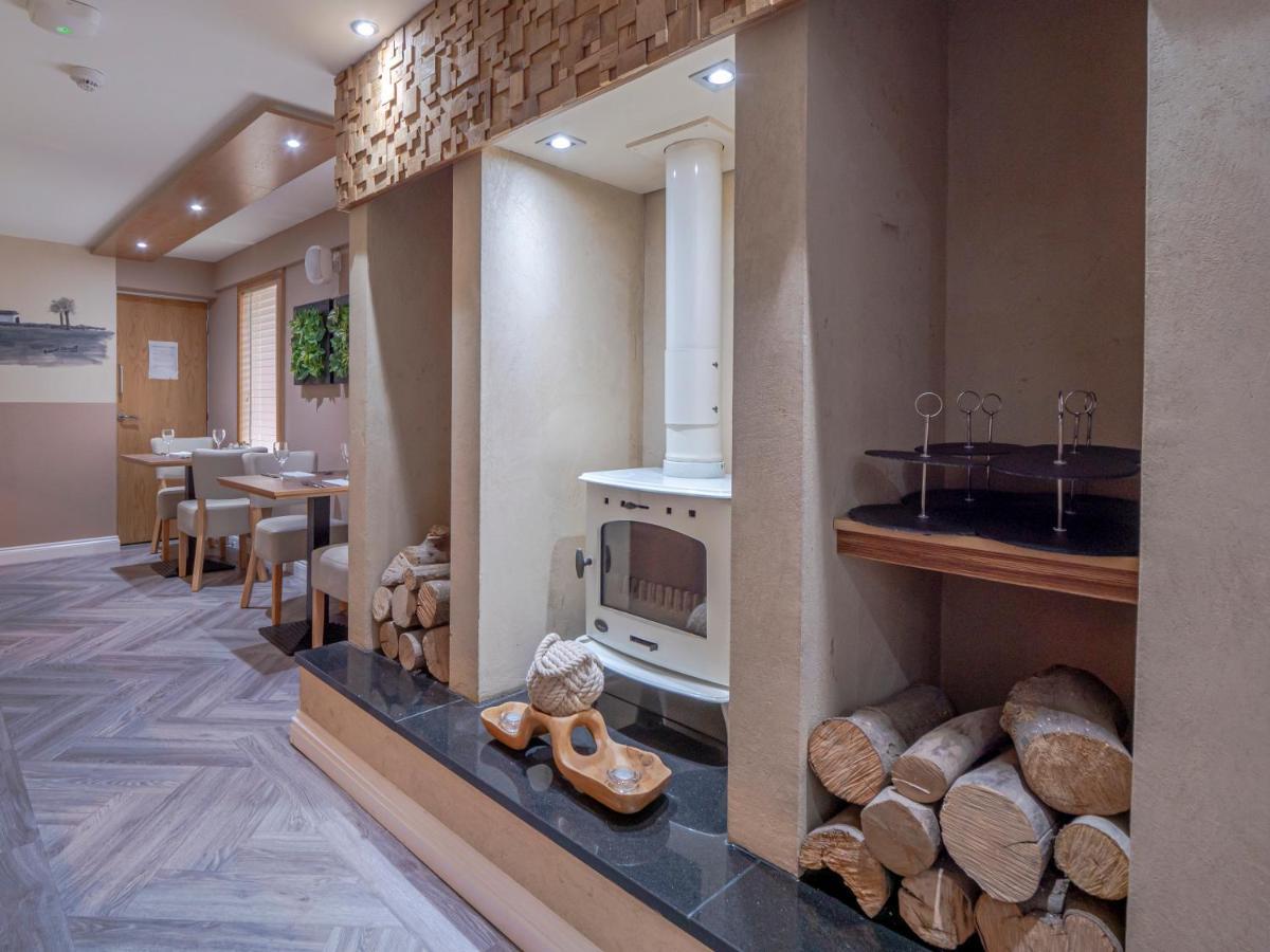 Blackbull Hotel Tarbolton Luaran gambar